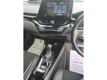 2020 Toyota C-HR - thumbnail 30