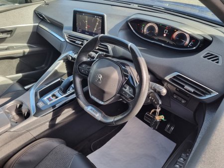 2018 Peugeot 3008 - thumbnail 12