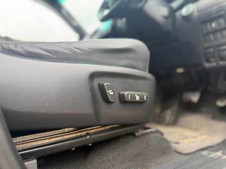 2018 Toyota Hilux - thumbnail 11