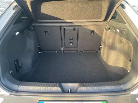 2025 Volkswagen ID.4 ID.4 PRO PLUS 77KWH 286HP €41,975 thumbnail