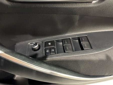 2021 Toyota Corolla - thumbnail 14