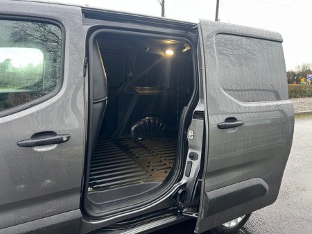 2022 Citroen Berlingo  €12,950 thumbnail