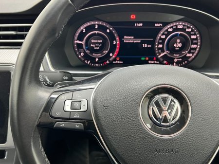 2018 Volkswagen Passat - thumbnail 30