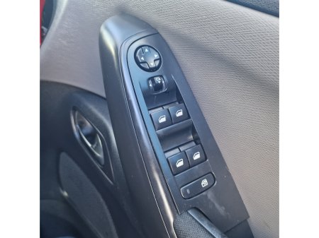 2015 Citroen Grand C4 Picasso - thumbnail 14