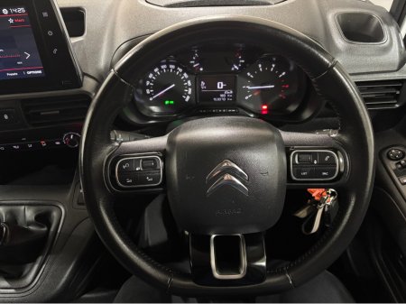 2020 Citroen Berlingo - thumbnail 11