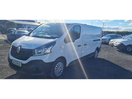 2019 Renault Trafic LL29 DCI 120 BUSINESS 3 €15,700
