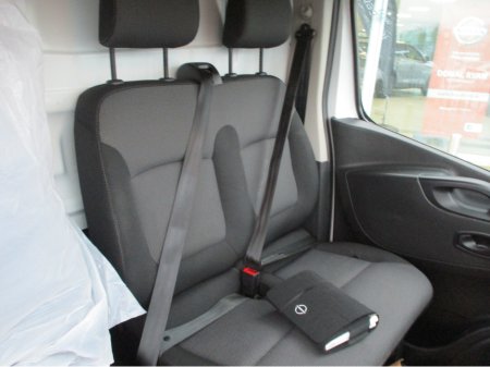 2021 Nissan NV300 LWB 120 XE 1300 MY20/PLUS VAT €16,250 thumbnail