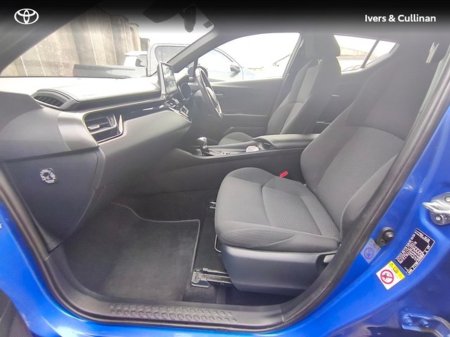 2018 Toyota C-HR HYBRID LUNA 4DR AUTO €20,950 thumbnail