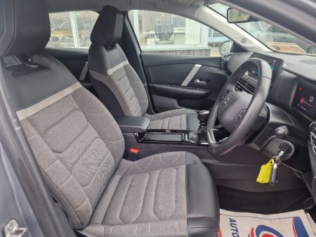 2022 Citroen C4 Feel Pack Bluehdi 110 4DR €20,950 thumbnail