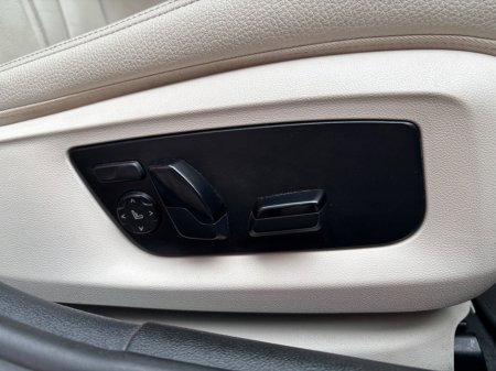 2022 BMW 5 Series - thumbnail 14