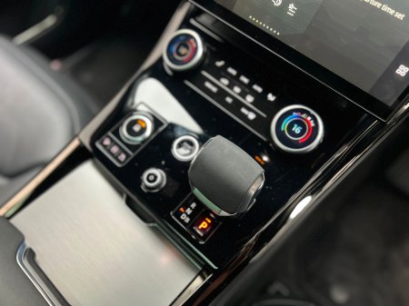 2023 Land Rover Range Rover Sport DYNAMIC SE P440E 440HP *PAN ROOF* €94,990 thumbnail