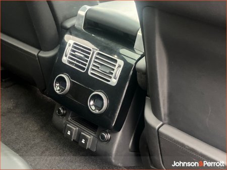 2021 Land Rover Range Rover R Rover Westmnstr Blck P400 e A Westminster Black P400 e Si4 Ingenium 300BHP /105 kw 13.1 kWh PHEV Auto Start/Stop €64,900 thumbnail