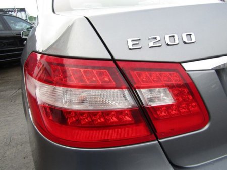 2013 Mercedes-Benz E Class E 200 CDI BE ECO 4DR Auto. LOW KLMS. €12,950 thumbnail