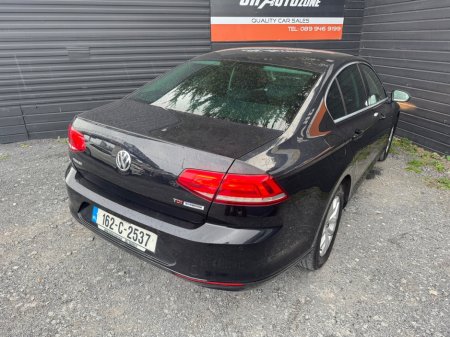 2016 Volkswagen Passat - photo 4