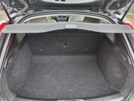 2014 Volvo V40 - thumbnail 15