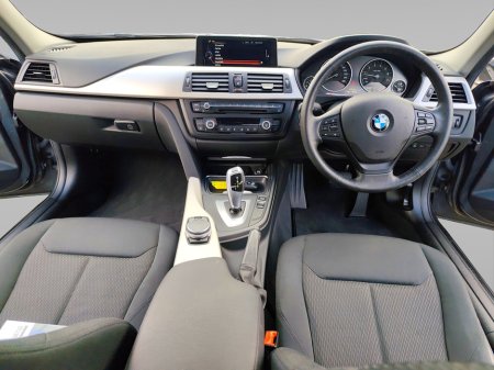 2015 BMW 3 Series - thumbnail 10