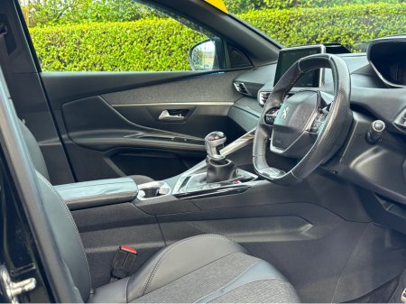 2017 Peugeot 3008 GT-LINE 1.6 BLUE HDI 120 4DR €14,999 thumbnail