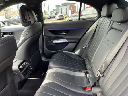2024 Mercedes-Benz E Class - thumbnail 4