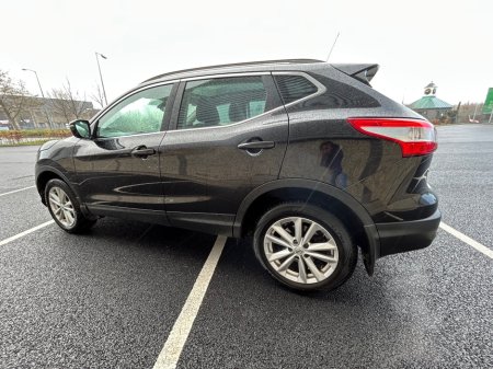 2016 Nissan Qashqai - thumbnail 4