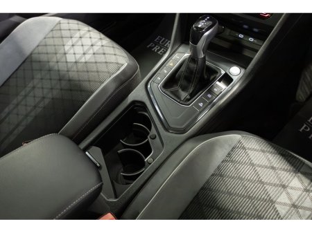 2024 Volkswagen Tiguan - thumbnail 19