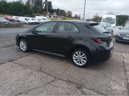 2024 Toyota Corolla HYBRID LUNA H/8 4DR AUTO €27,950 thumbnail