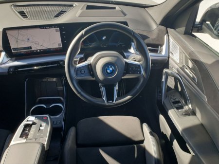 2024 BMW iX2 - thumbnail 5