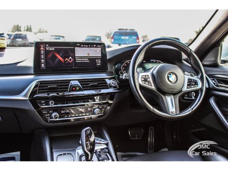 2022 BMW 5 Series - thumbnail 28