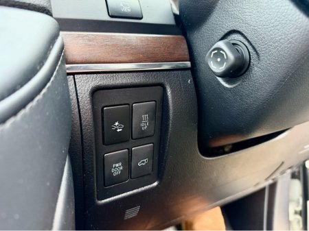 2020 Toyota Landcruiser 4.5 SAHARA 5DR AUTO €99,950 thumbnail