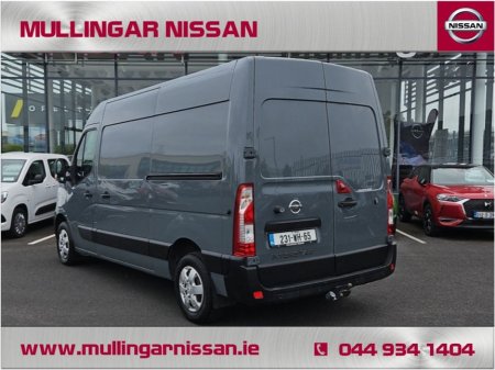 2023 Nissan Interstar 2.0SV L2 H2 135PS - Check out our Reviews €23,537