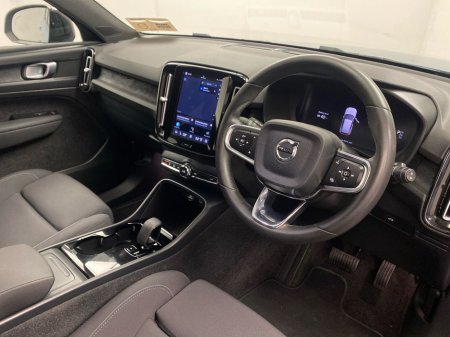 2024 Volvo XC40 - photo 6