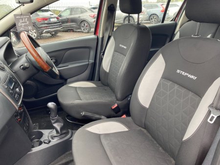 2017 Dacia Sandero - thumbnail 12