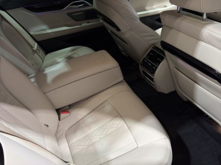 2019 BMW 7 Series - thumbnail 12