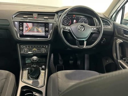 2019 Volkswagen Tiguan - thumbnail 3