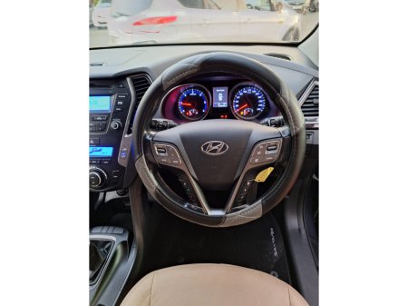 2015 Hyundai Santa Fe 2.2 CRDi 2WD Comfort €9,950 thumbnail