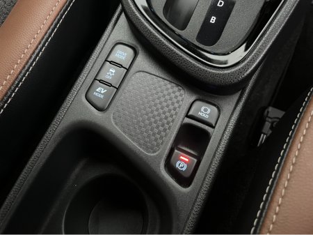 2023 Toyota Yaris Cross Z ADVENTURE HYBRID AUTOMATIC 1.5 PETROL //HEATED SEATS AND STEERING WHEEL//REVERSE CAMERA//ADAPTIVE CRUISE CONTROL// €28,950 thumbnail