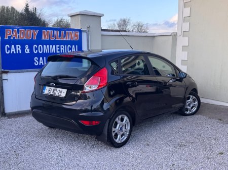 2015 Ford Fiesta - thumbnail 5