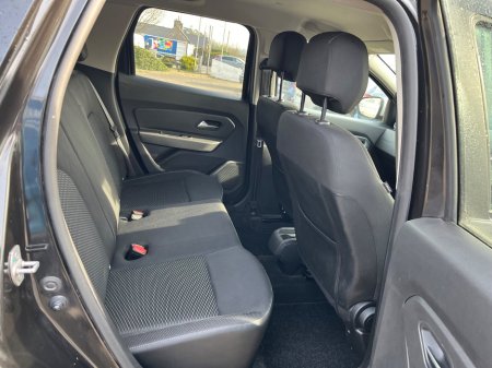 2019 Dacia Duster - thumbnail 9