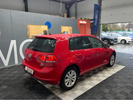 2016 Volkswagen Golf 2016 VOLKSWAGEN GOLF BLUEMOTION TE TSI CONFORT LINE 1.2 AUTOMATIC / CRUISE CONTROL / REVERSE CAMERA / PADDLE SHIFTERS thumbnail