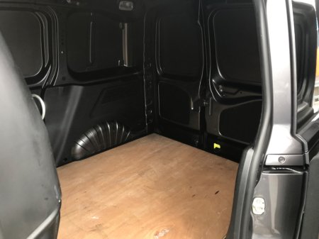 2019 Vauxhall Combo - thumbnail 29