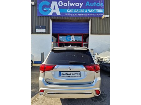 2019 Mitsubishi Outlander - thumbnail 11