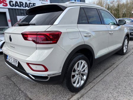 2023 Volkswagen T-Roc - thumbnail 9