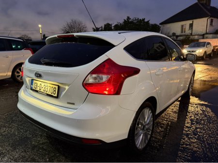 2013 Ford Focus 1.0 ECOBOOST ZETEC 125PS 5DR €6,990 thumbnail