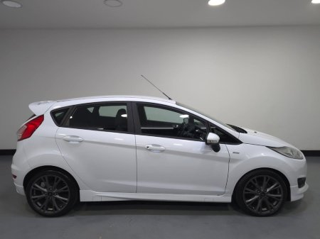 2017 Ford Fiesta  €11,950 thumbnail