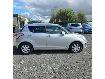 2016 Suzuki Swift - thumbnail 10