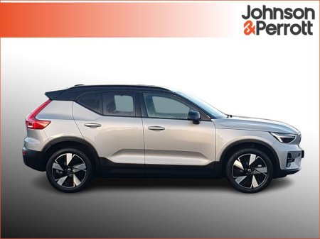 2025 Volvo EX40 82 kWh Extended Range Plus €49,900 thumbnail