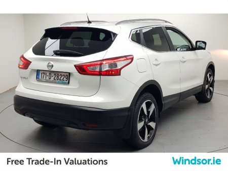 2017 Nissan Qashqai 1.2 PET SV PREMIUM €17,995