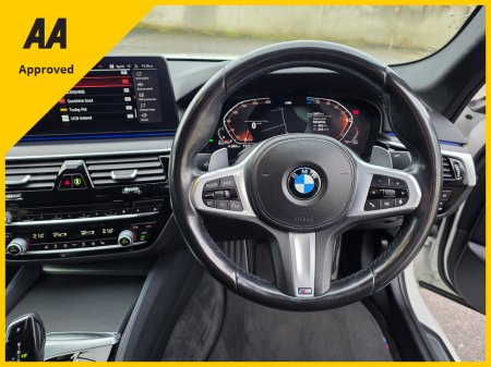 2021 BMW 5 Series 520D M-SPORT * LOW MILES * HARMAN/KARDON €37,900 thumbnail