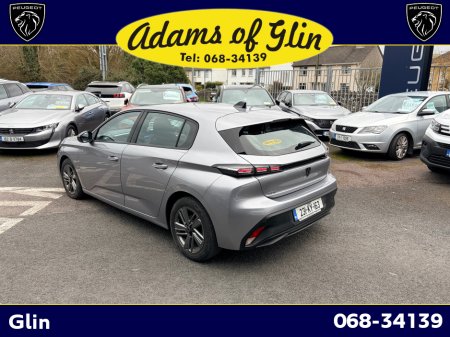 2023 Peugeot 308 - view 4