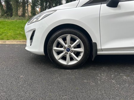 2018 Ford Fiesta - thumbnail 9