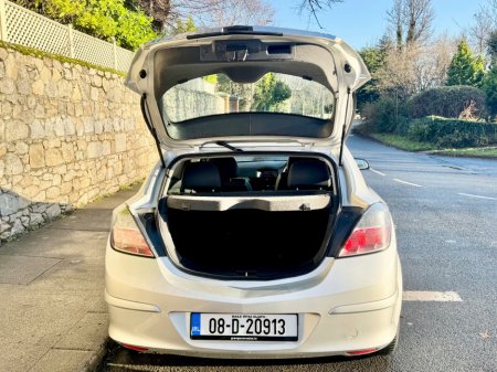 2008 Opel Astra SPORT DESIGN 1.6 I 16V!! NEW NCT !! €2,950 thumbnail